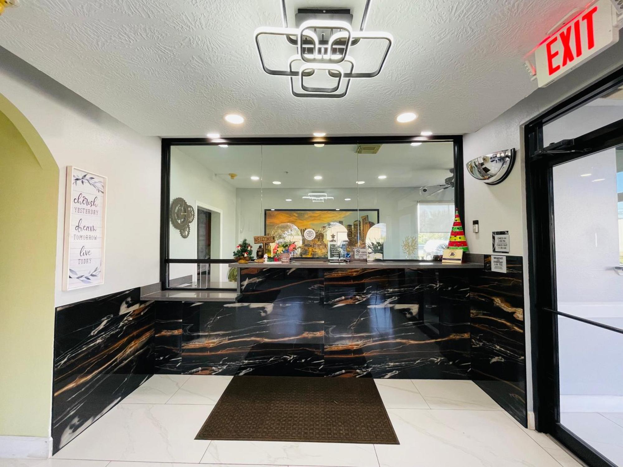 Americas Best Value Inn La Porte Exterior photo